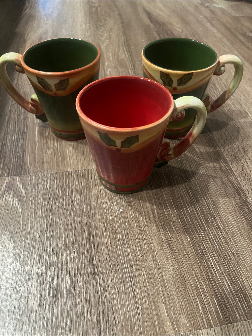 Demdaco Holiday Crimson Berries Ceramic Mugs - Red and Green Interiors